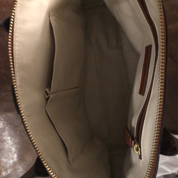 Frye - Picture 3 of 4